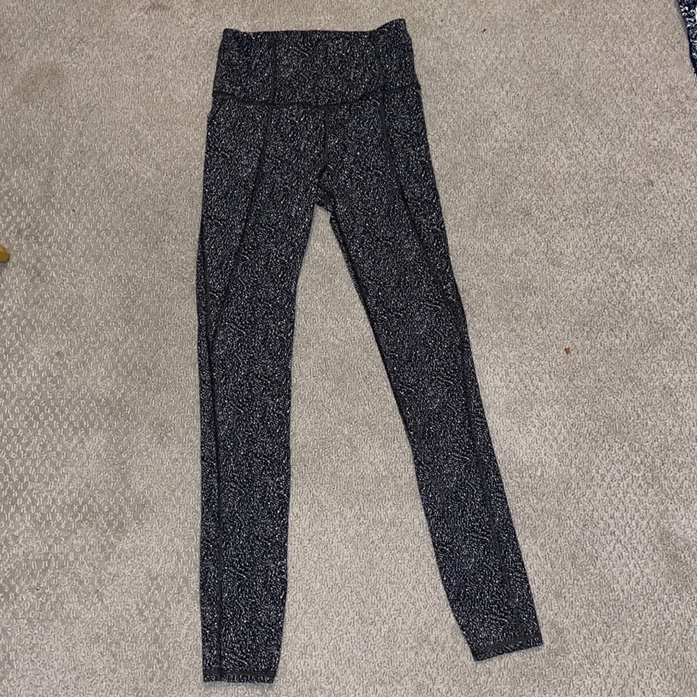 Athleta black and white xxs leggings
